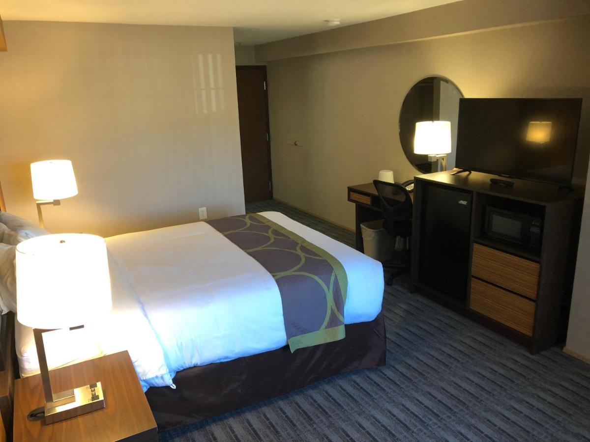 Super 8 By Wyndham Lynnwood Μοτέλ Εξωτερικό φωτογραφία