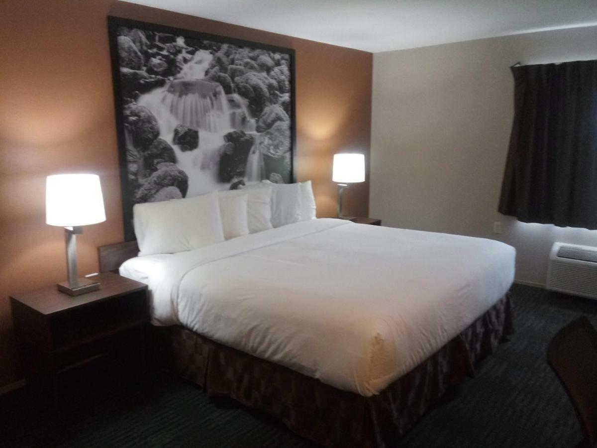 Super 8 By Wyndham Lynnwood Μοτέλ Εξωτερικό φωτογραφία